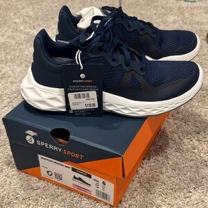 Sperry Navy and White seacycled Athletic Sneakers size 6 NWT